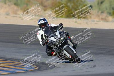 media/Dec-18-2022-SoCal Trackdays (Sun) [[8099a50955]]/Turn 10 (140pm)/